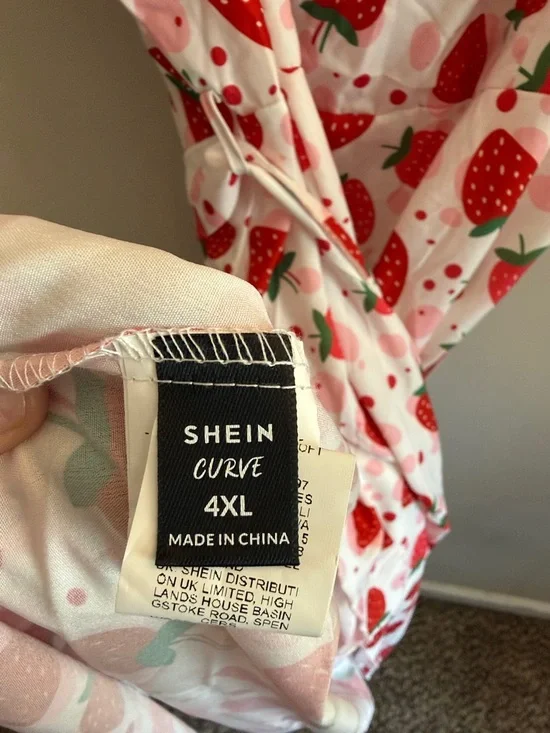 New - SHEIN Strawberry Print sleeveless summer dress - Picture 2 of 6